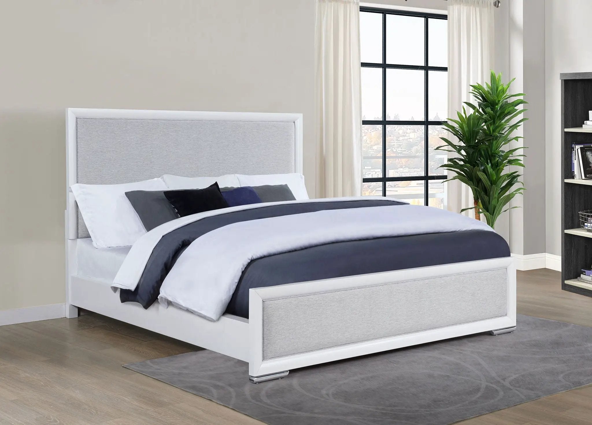 Gracemont 57-inch Eastern King Panel Bed Grey and White by Unique Piece Furniture