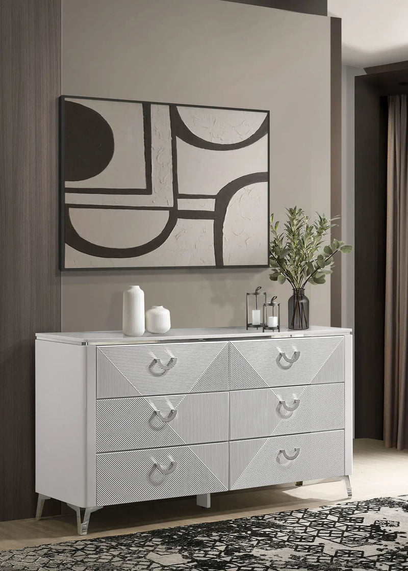 Cassia 6-drawer Bedroom Dresser Cabinet White High Gloss by Unique Piece Furniture
