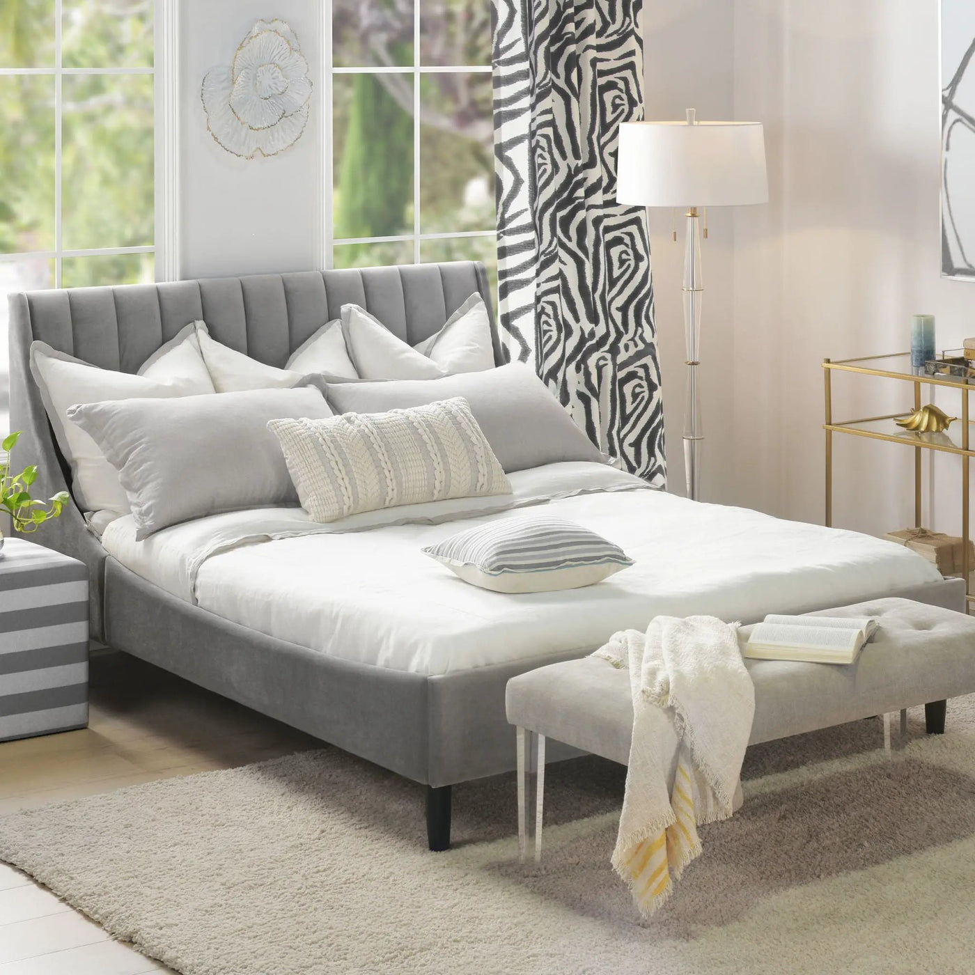 Aspen - Vertical Tufted Modern Headboard Platform Bed Set by Unique Piece Furniture