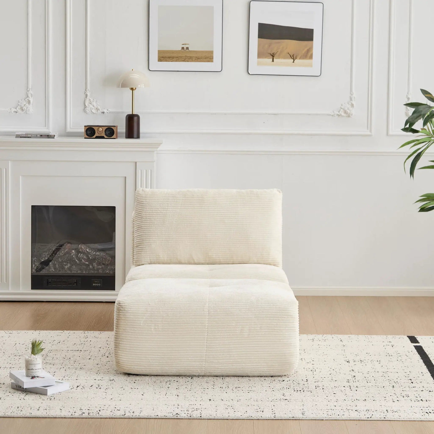 Single Chaise Longue With Movable Ottoman For Living Room by HouseOfZazla