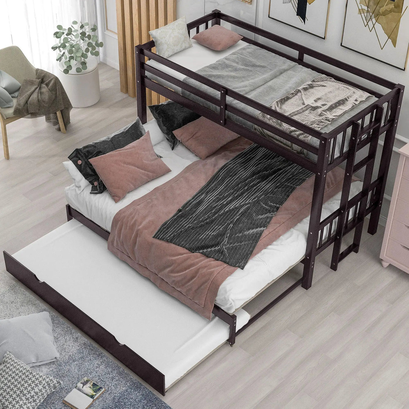 Smooth Mobility Bunk Bed With Trundle by HouseOfZazla