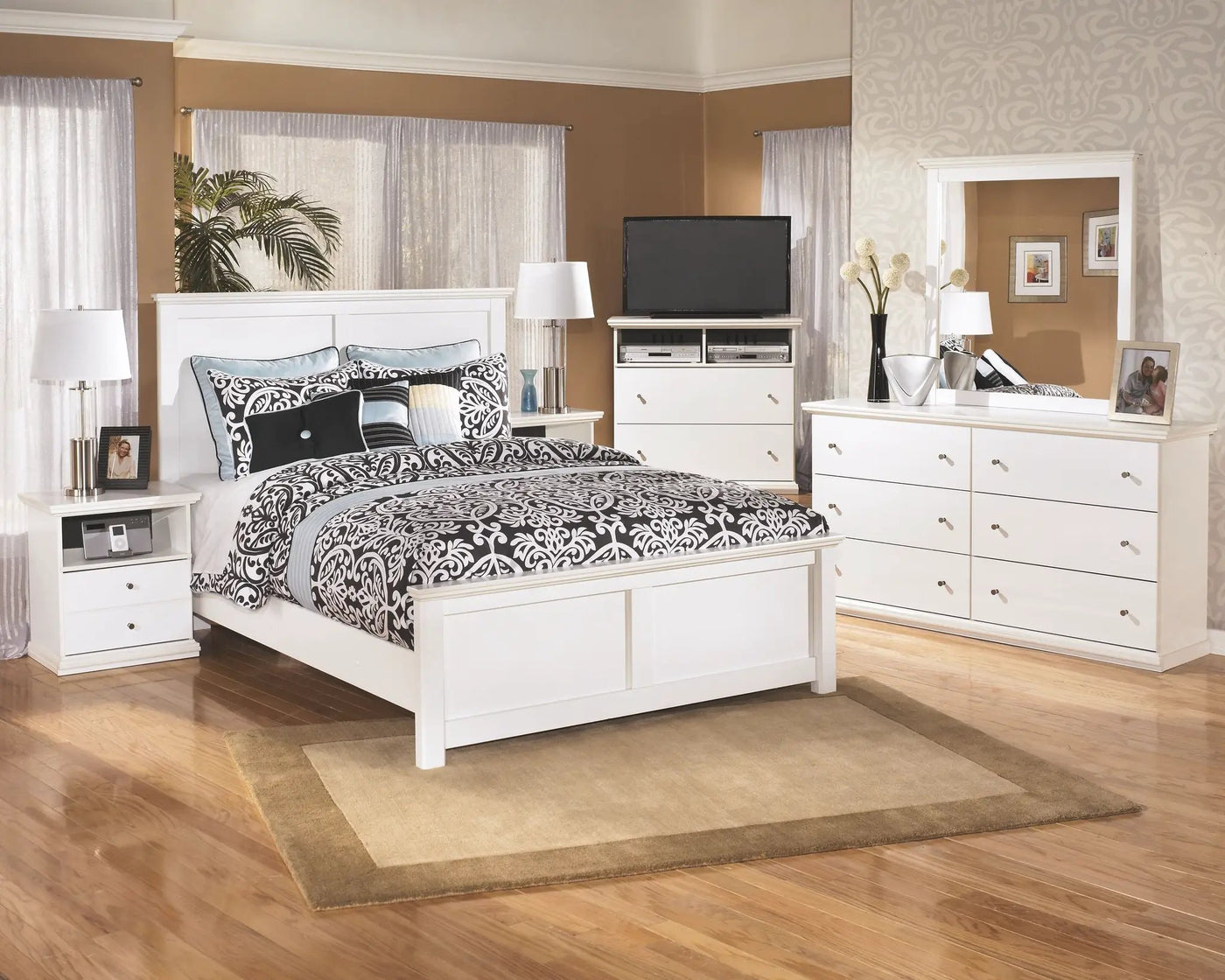 Bostwick Shoals - Dresser by Unique Piece Furniture