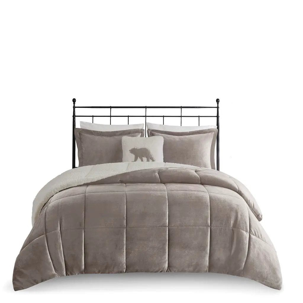 King Plush to Sherpa Down Alternative Comforter Set by HouseOfZazla