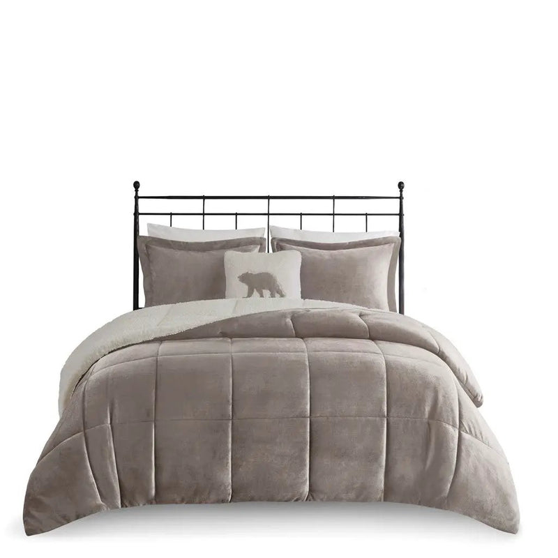 King Plush to Sherpa Down Alternative Comforter Set by HouseOfZazla