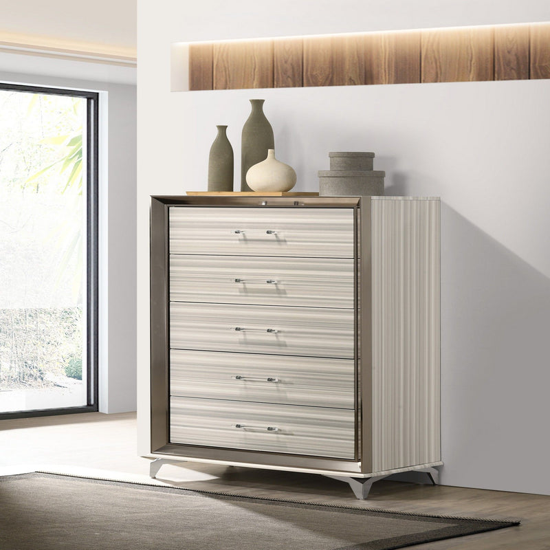 Star - Chest - White, photo 4 of 6