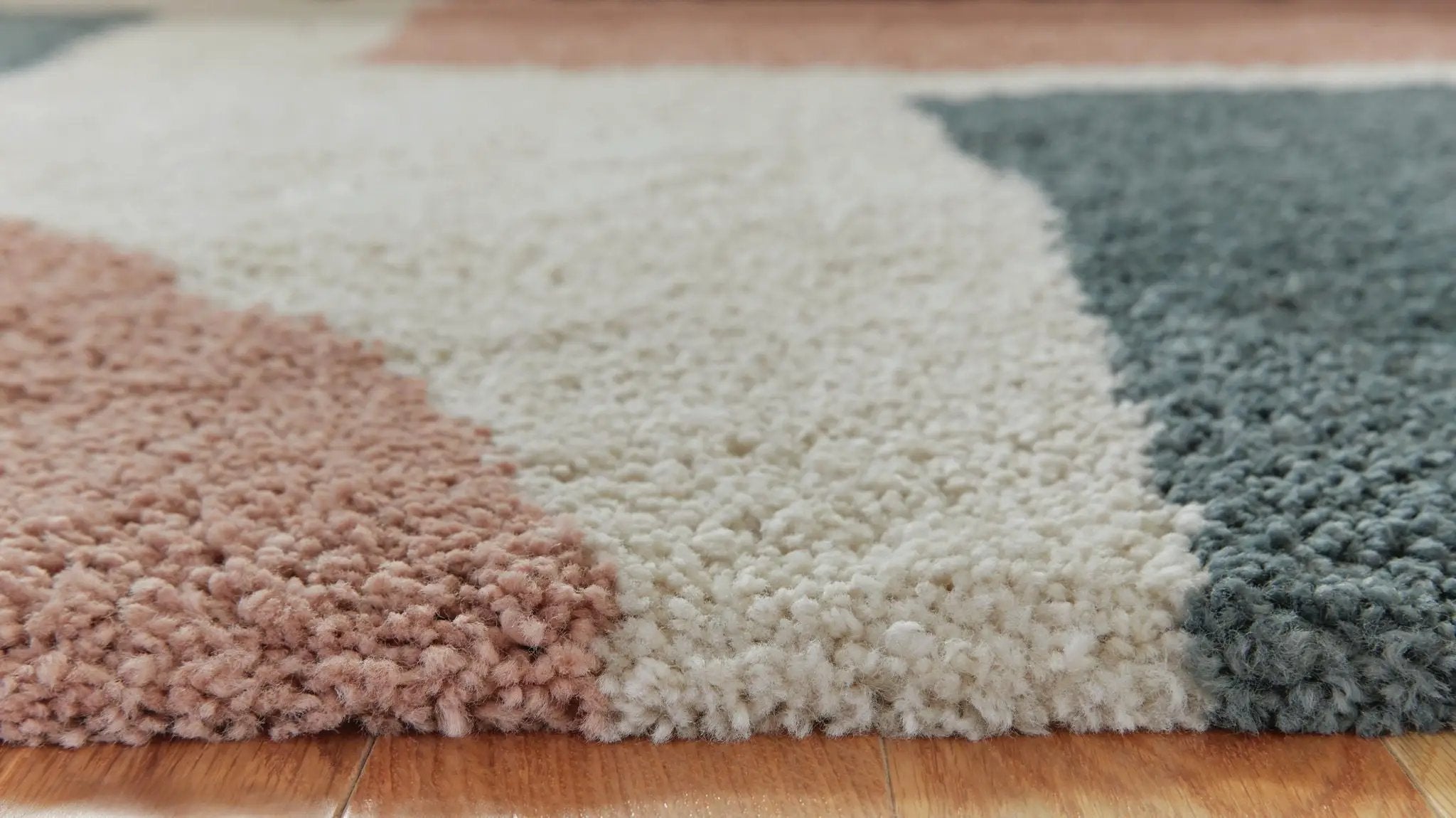 Flynnwick - Rug by Unique Piece Furniture