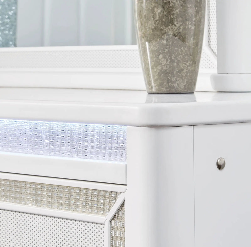 Chalanna - Dresser And Mirror - White by Unique Piece Furniture