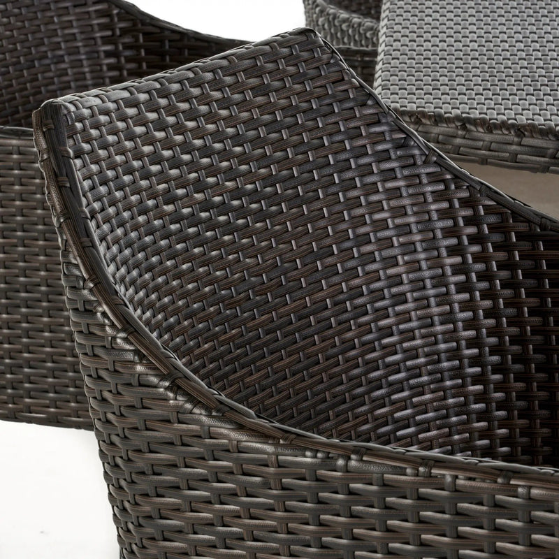Kenneth Outdoor Dining Chair by HouseOfZazla