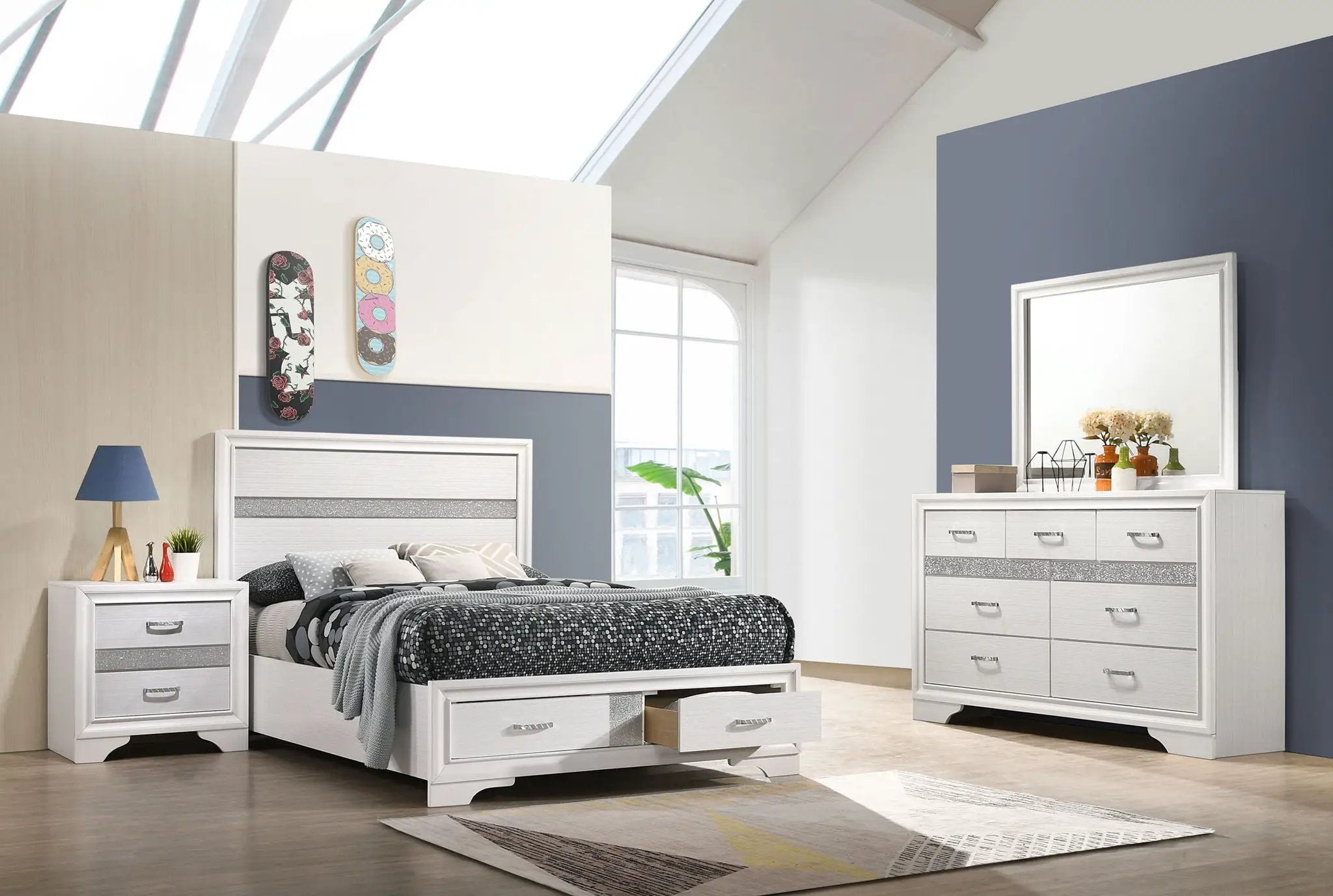 Miranda 4-piece Full Bedroom Set White by Unique Piece Furniture