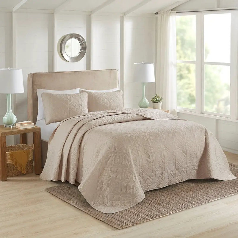 3 Piece Reversible Bedspread Set Khaki King/Cal King by HouseOfZazla
