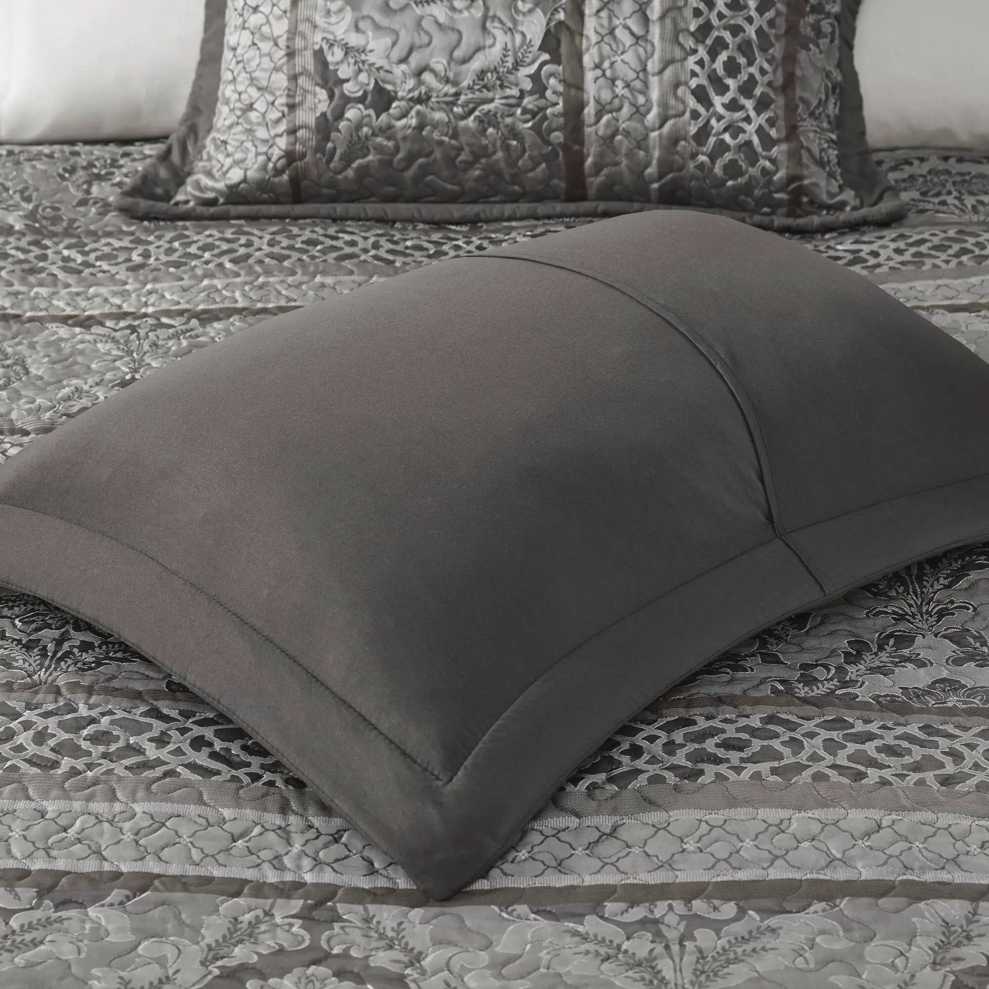 5-Piece Queen 5 Piece Reversible Jacquard Bedspread Set by HouseOfZazla