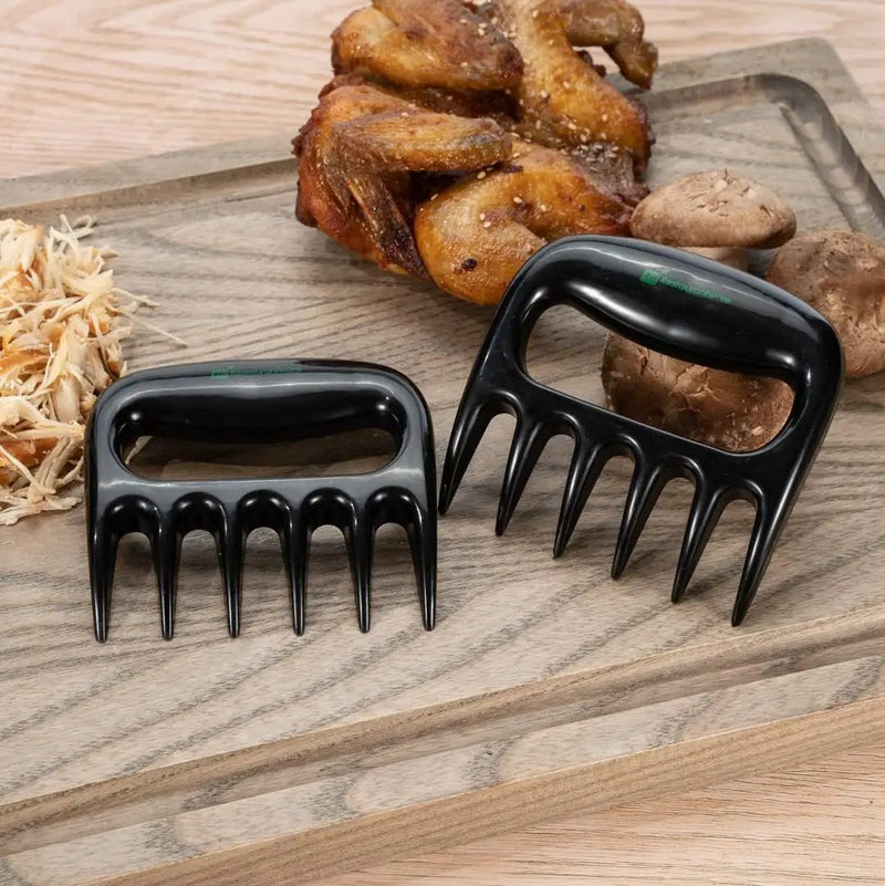 Restaurantware Met Lux 4.5 x 4.1 Inch Meat Claws 2 Meat Shredders - Sharp Blades With Handle Black Plastic Bear Claws Durable For Shredding Pork Chicken or Turkey by GreenHaven Gardens