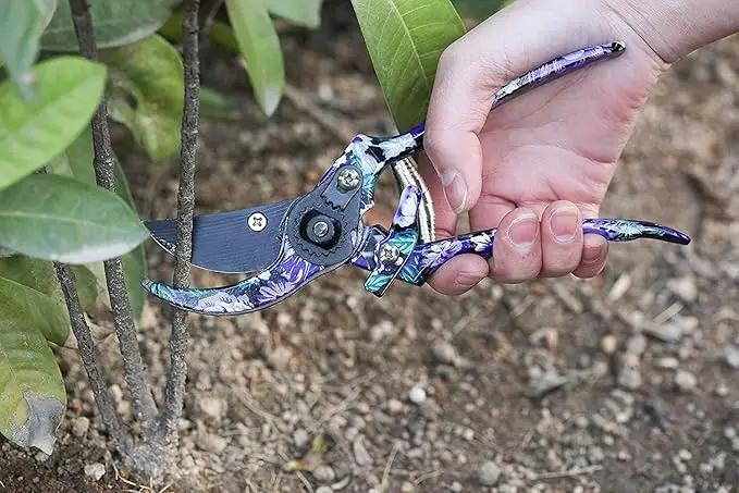 FLORA GUARD 3 Piece Aluminum Garden Tool Set - Trowel, Cultivator, Pruning Shear, Gift Set for Gardening Needs (Purple&Blue) by GreenHaven Gardens