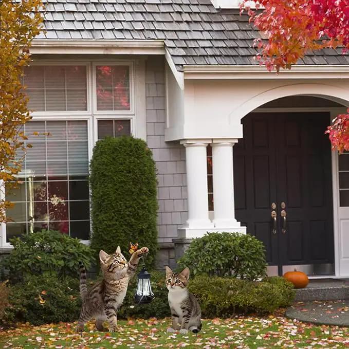 Set of 2 Realistic Cats Metal Stakes Solar Lantern Decoration, Cute Cats Stakes with Solar Lantern for Yard, Outdoor Garden Lawn Pathway Patio Ornaments, HDS-1021 by GreenHaven Gardens