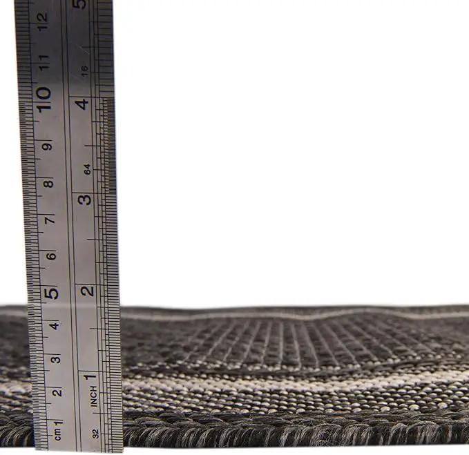 Unique Loom Outdoor Border Collection Area Rug - Soft Border (4' 1" Round, Black/ Ivory) by GreenHaven Gardens