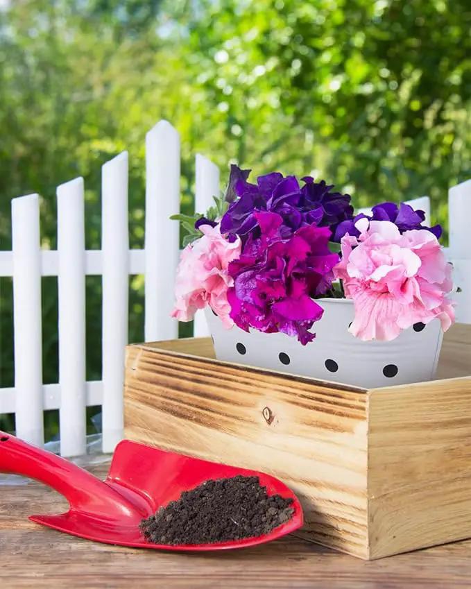 vensovo Metal Railing Planter for Outdoor Plants - 3 Pack Balcony Hanging Flower Pots with Detachable Hooks and Drain Holes Oval Bucket Rail Box Fence Planters for Home Garden Decor, White with Spot by GreenHaven Gardens