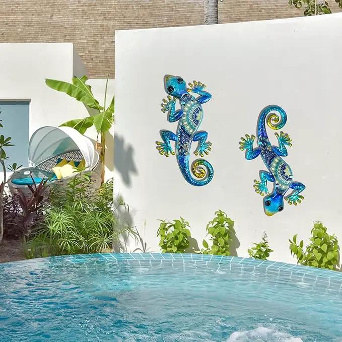 HONGLAND Metal Gecko Wall Art 2Pcs Outdoor Wall Decor Lizard Metal Hanging Wall Decoration Glass Sculpture for Garden Yard Patio Fence Home (Blue) by GreenHaven Gardens