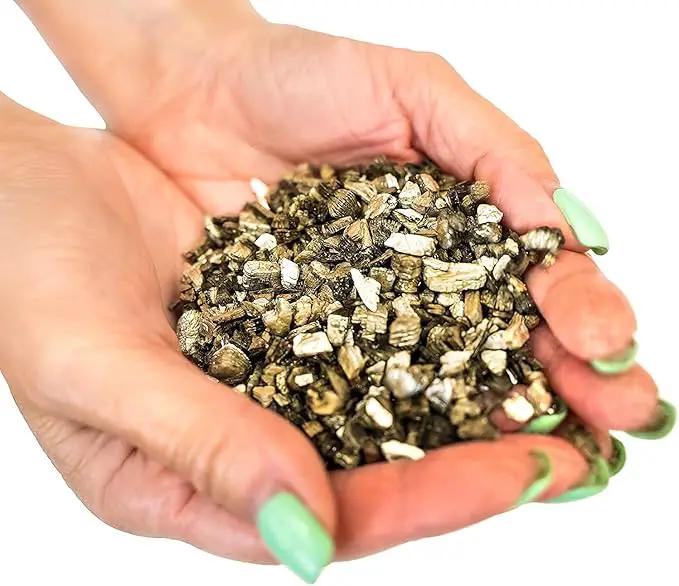 Horticultural Organic Vermiculite by GARDENERA - Medium Grade - Natural Soil Additive for Potted Plants, Orchids, Hydroponics, Terrariums (2 Quart) by GreenHaven Gardens