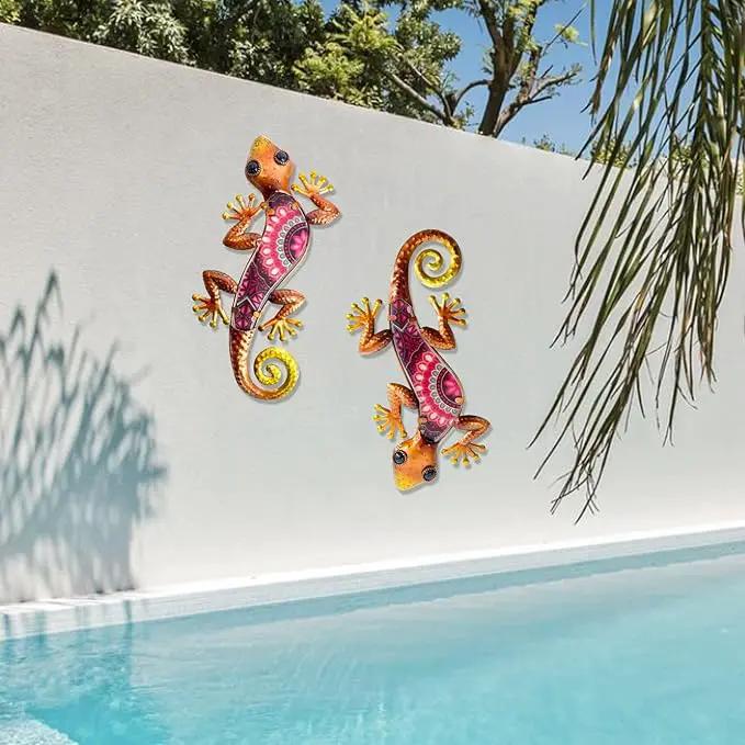 HONGLAND Metal Outdoor Wall Decor 2Pcs Gecko Wall Decoration Lizard Metal Hanging Wall Art Glass Sculpture for Garden Yard Patio Fence (Red)… by GreenHaven Gardens