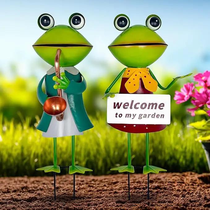 HONGLAND Metal Frog Garden Decor - Metal Frog Outdoor Statue -Outdoor Garden Decorations - 3D Frog Figurines - Christmas Holiday Lawn Patio Yard Fairy Garden Decor (with Welcome) by GreenHaven Gardens