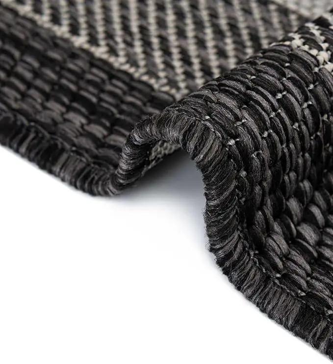 Unique Loom Outdoor Border Collection Area Rug - Soft Border (5' 3" Round, Black/ Ivory)