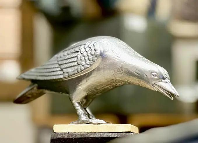 NACH Cast Iron Crow Statue, Head Down Raven, Large Garden Statues, Crow Garden Sculpture, Bird Figurines Home Decor, Raven Decor, Antique Metal Bird Statue, 10 x 3.5 x 6 inches, JS-90-7117AM by GreenHaven Gardens