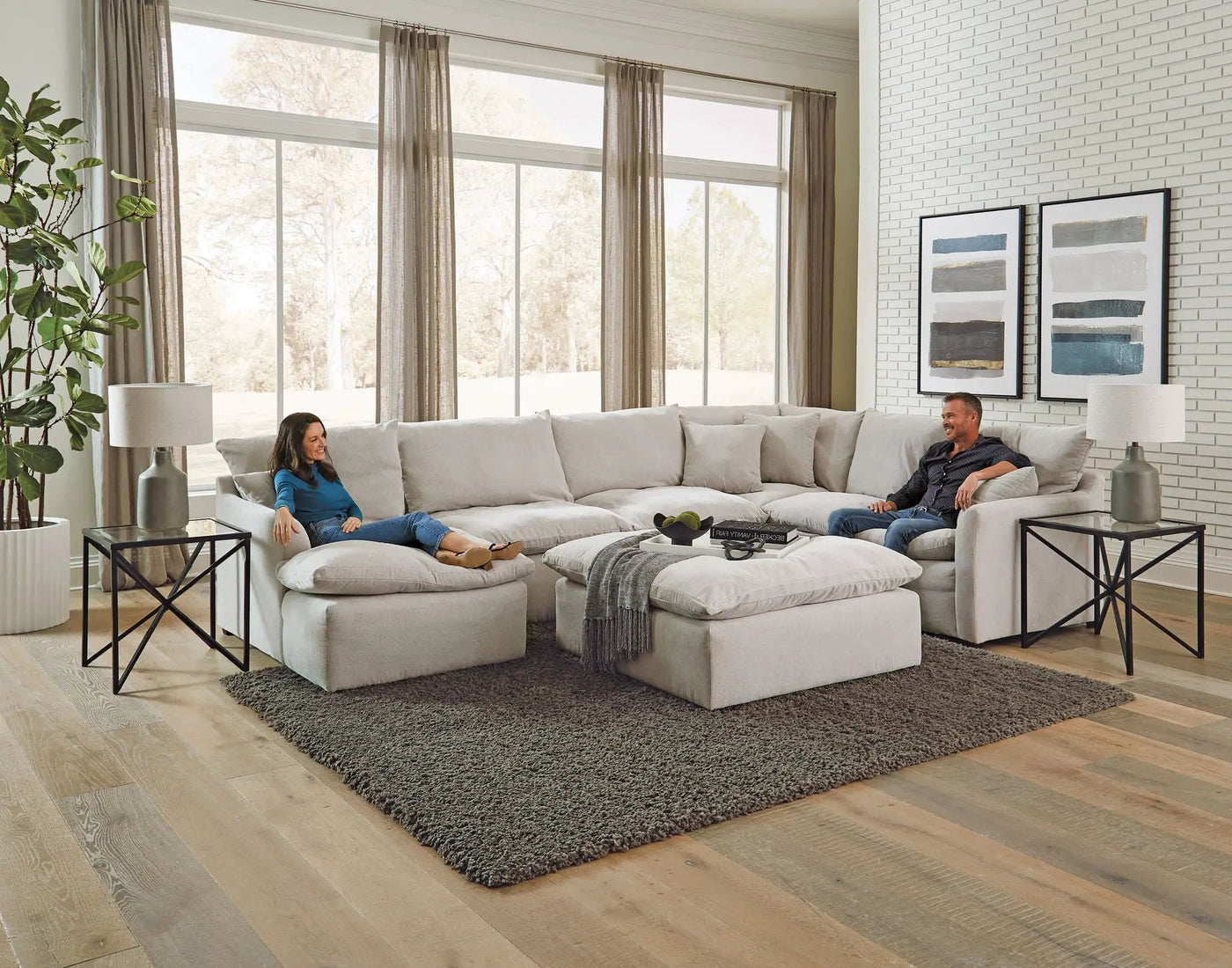 Harper - Sectional With Cocktail Ottoman by Unique Piece Furniture