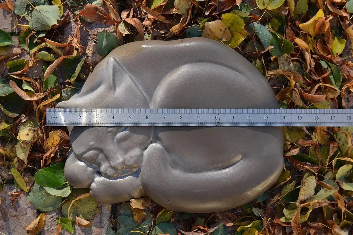 Concrete Mold DIY Cat Stepping Stone Mould Plaster Concrete Sleeping Cat Garden Path Patio or Yard Size14,6" x10,9 x1,6 S03 by GreenHaven Gardens