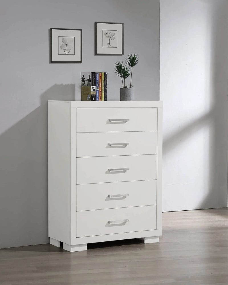 Jessica 5-drawer Bedroom Chest Snow White by Unique Piece Furniture