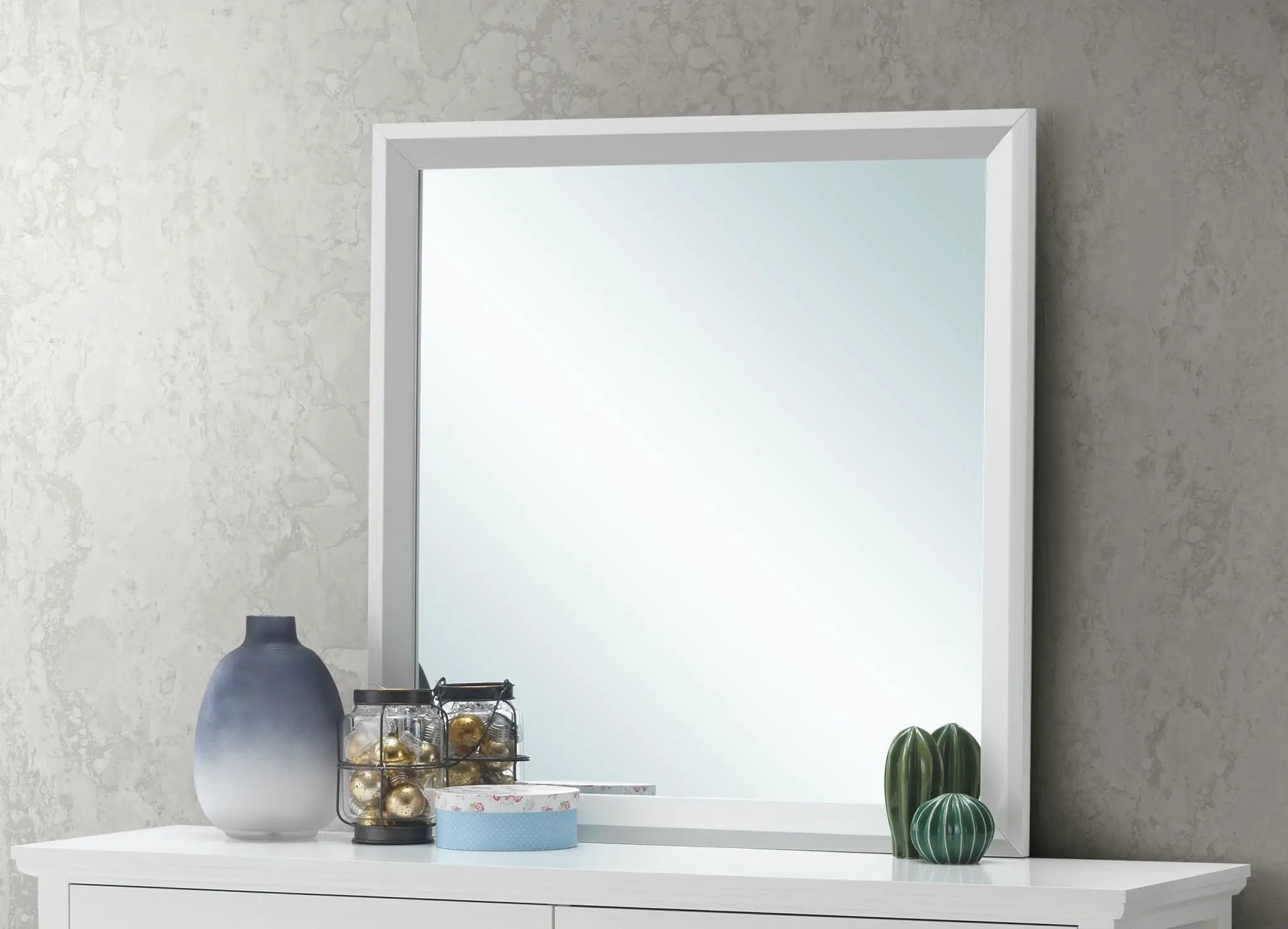 Primo - Mirror by HouseOfZazla