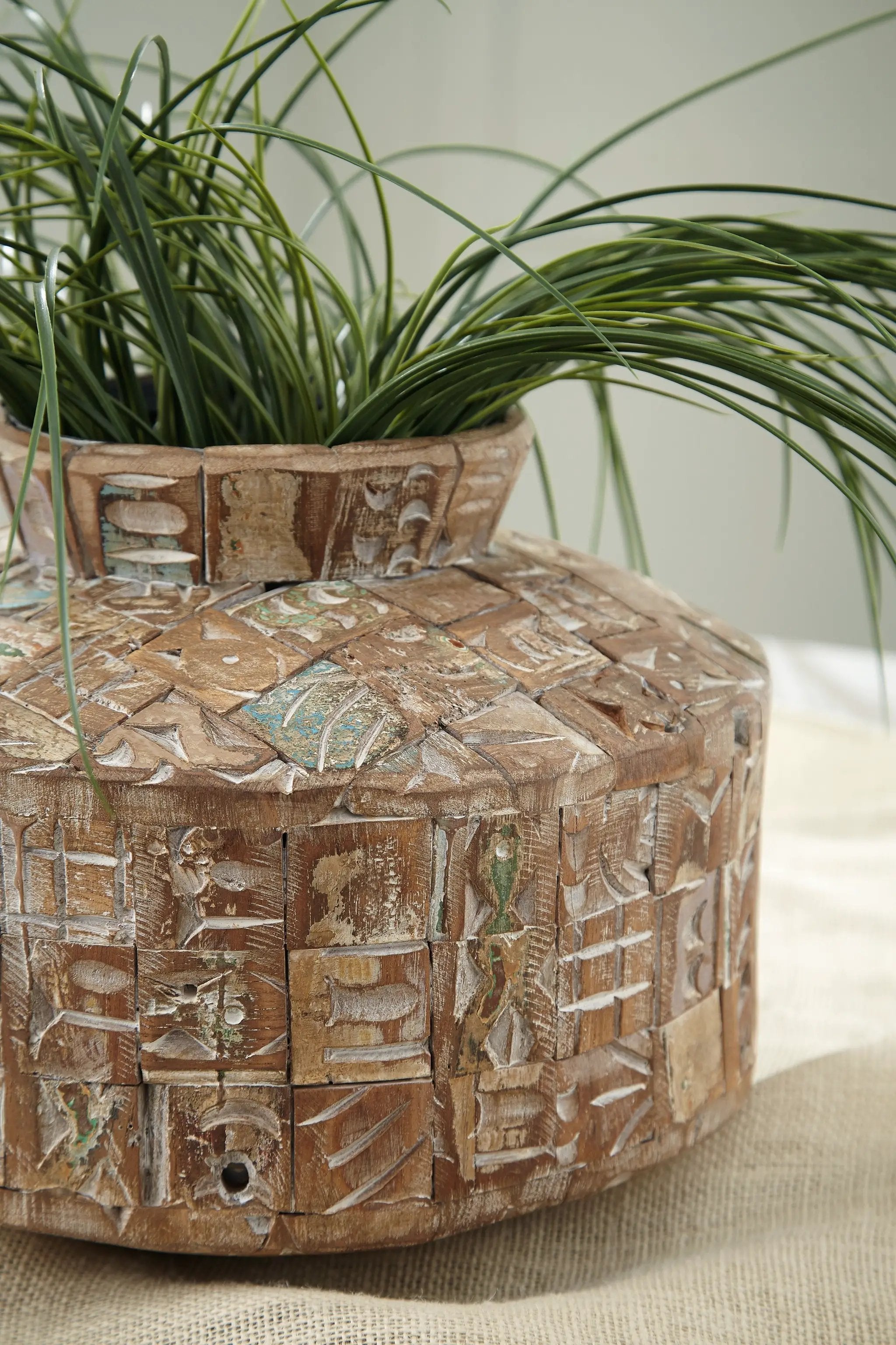 Meltland - Vase - Square - Natural / Black by Unique Piece Furniture