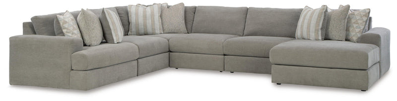 Avaliyah - Sectional by Unique Piece Furniture