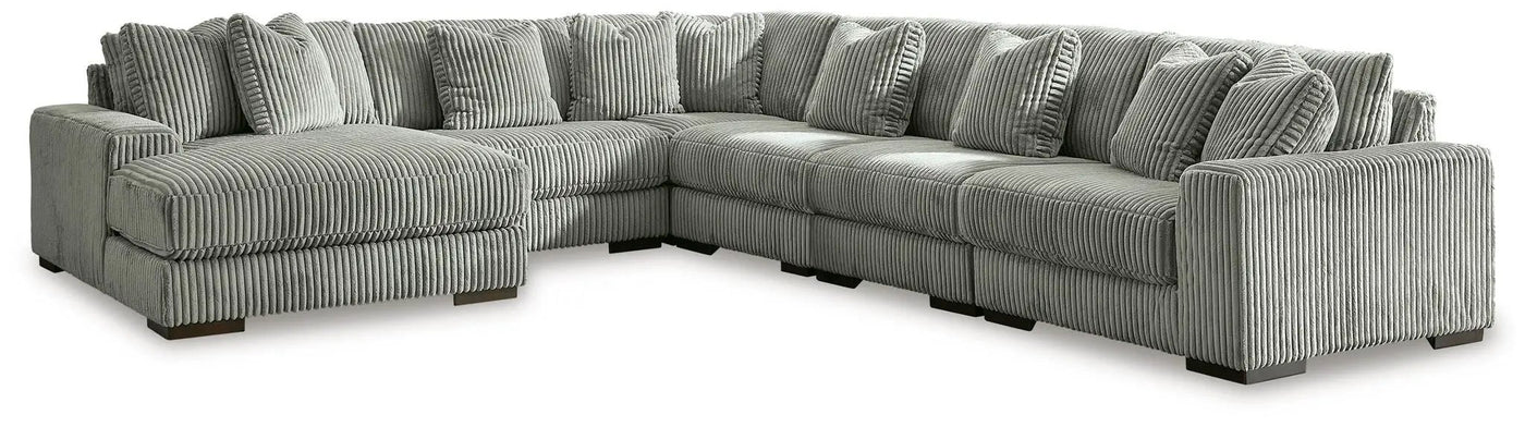 Lindyn - Sectional by Unique Piece Furniture