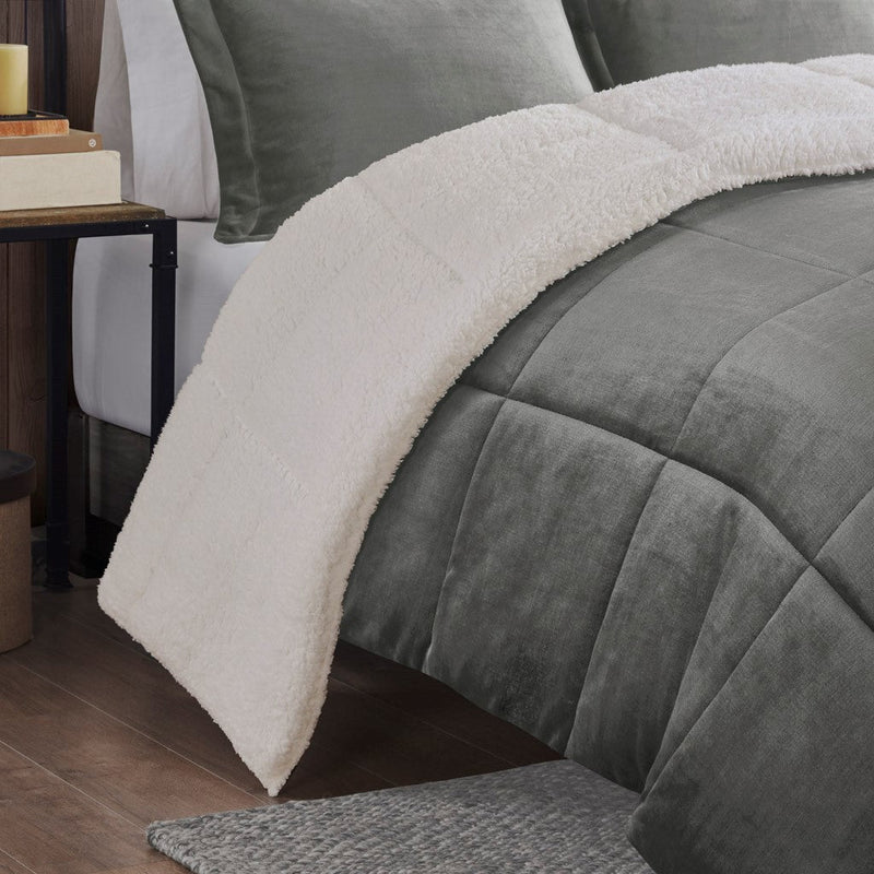 Full/Queen Plush to Sherpa Down Alternative Comforter Set by HouseOfZazla