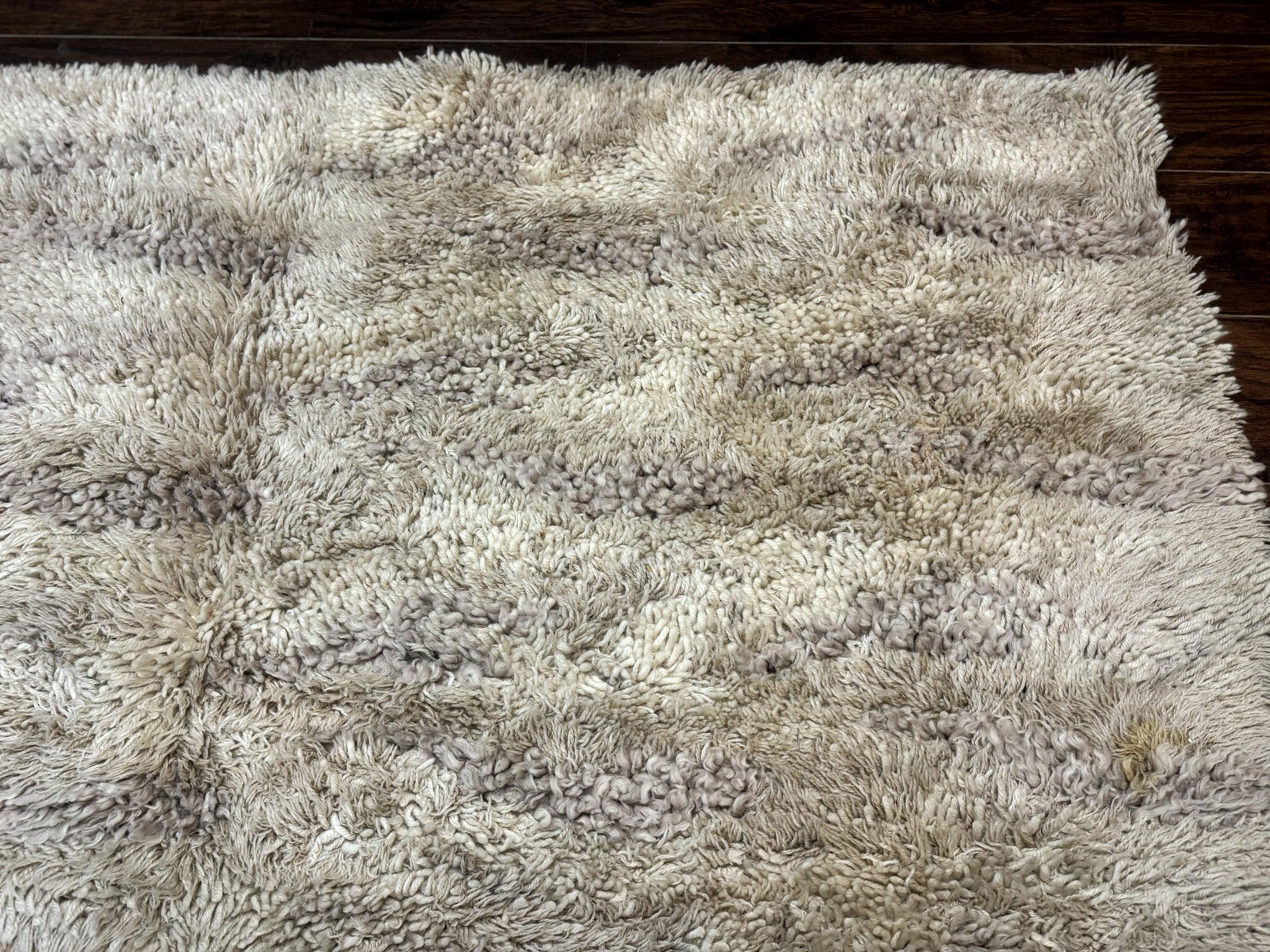 European Rya Shag Rug 6.6 x 9.7, Beige, Fluffy Vintage Area Rug by Jewel Rugs
