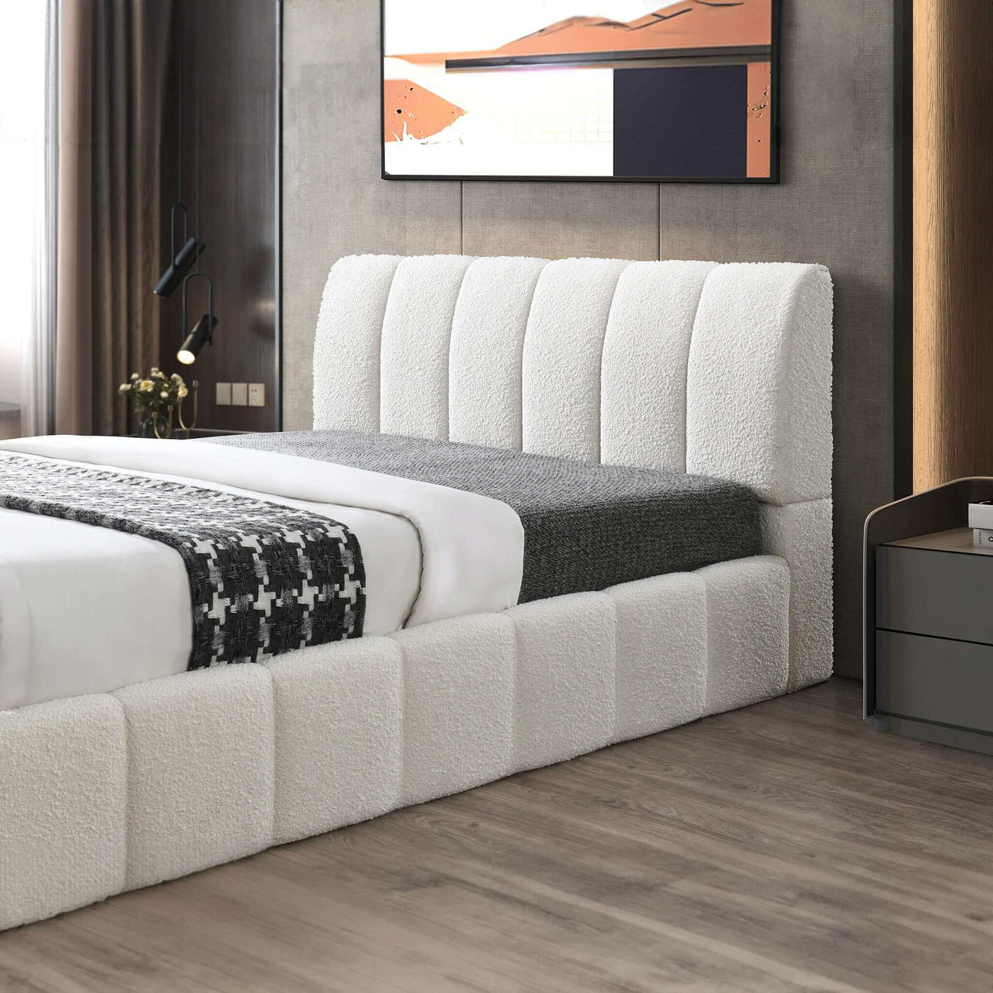 Hilar - Elegant Design Platform Bed by HouseOfZazla