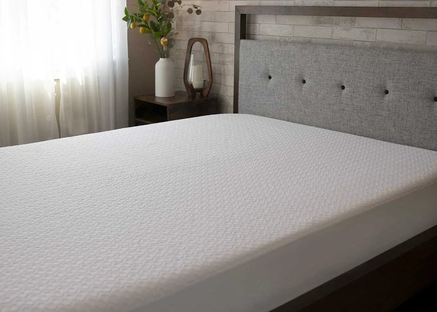 BedGear Dri-Tec Split California King Mattress Protector, White by HouseOfZazla