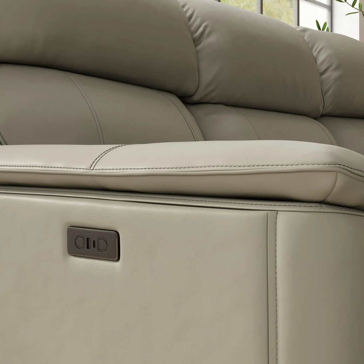 Oslo - Dual Power Reclining Sofa, photo 9 of 14