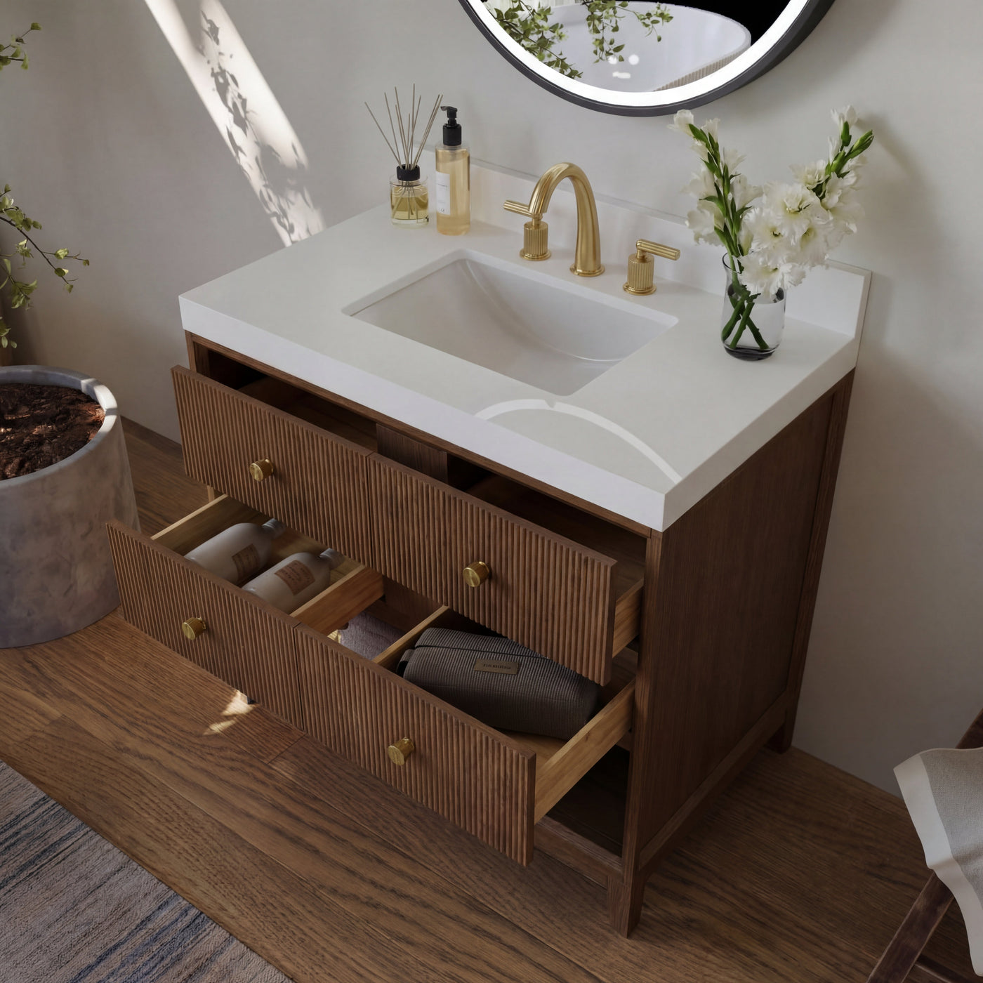 Momo 36" Bath Vanity Set by Ancerre Designs