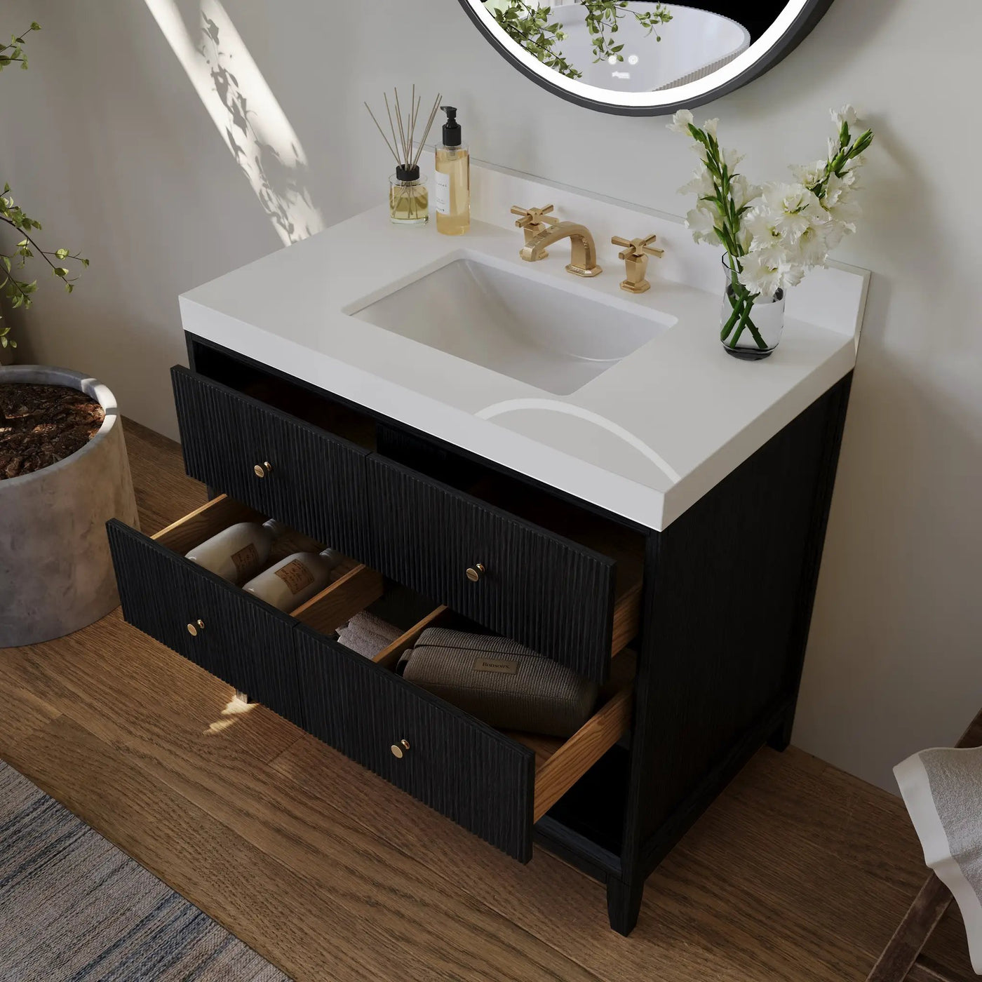 Momo 36" Bath Vanity Set by Ancerre Designs