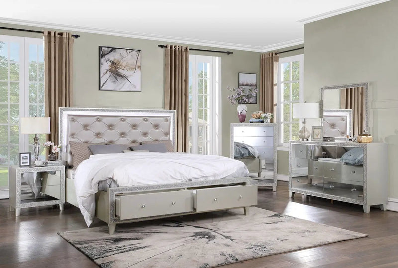 Sliverfluff - Mirror - Mirrored & Champagne by Unique Piece Furniture