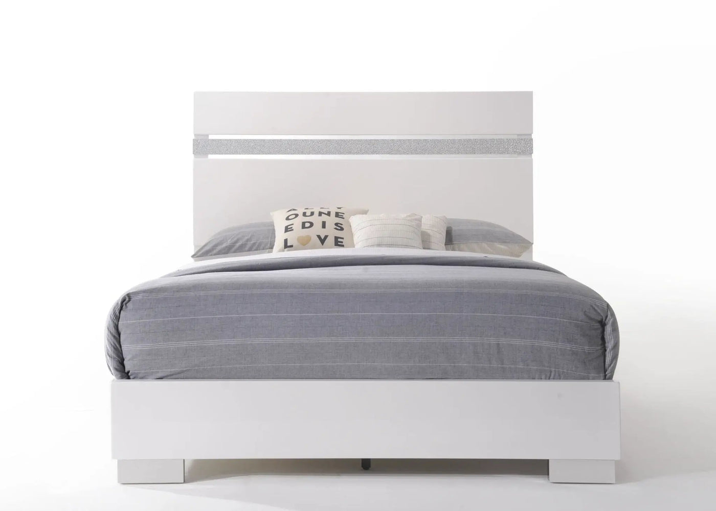 Naima Elegance Bed by HouseOfZazla