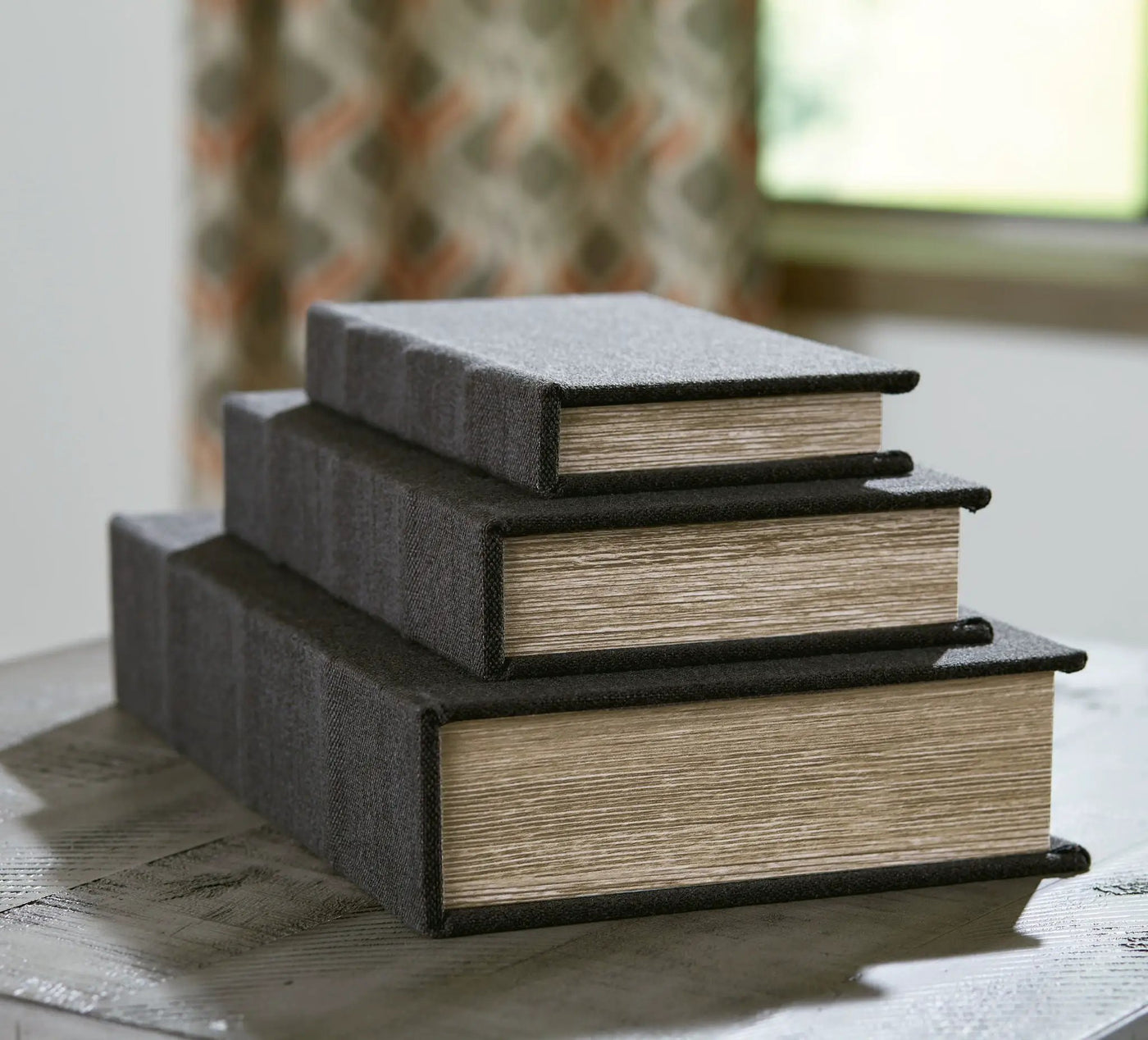 Jolina - Box Set by Unique Piece Furniture
