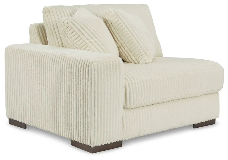 Lindyn - Sectional by Unique Piece Furniture