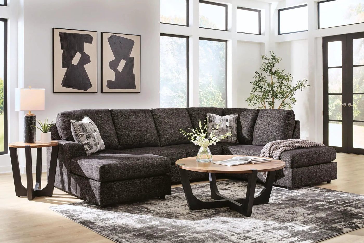 Lentiz - Sectional by Unique Piece Furniture