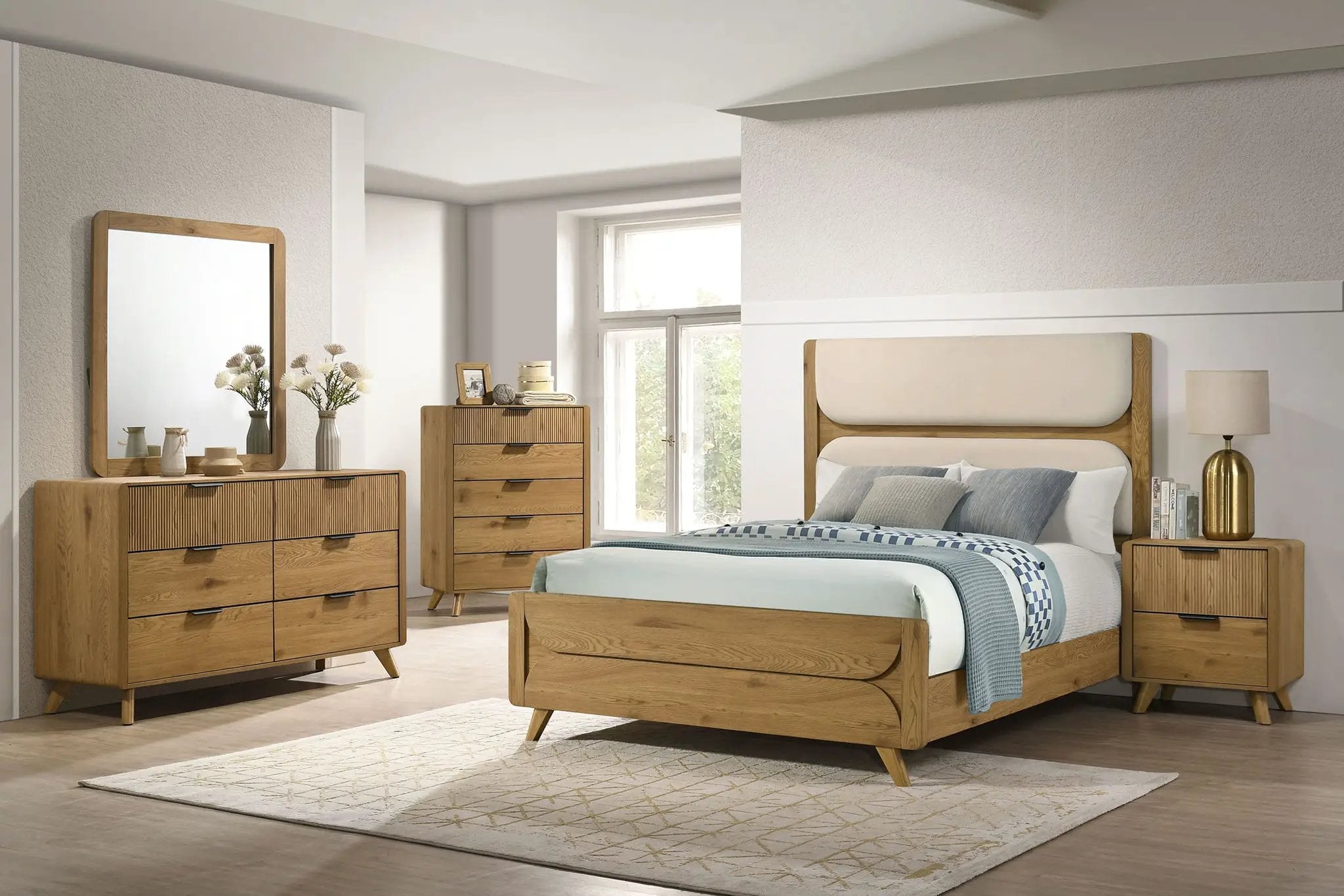 Bennett 5-piece Eastern King Bedroom Set Light Oak by Unique Piece Furniture