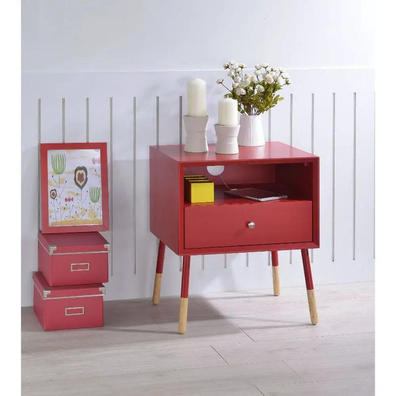 Sonria II - End Table by Unique Piece Furniture
