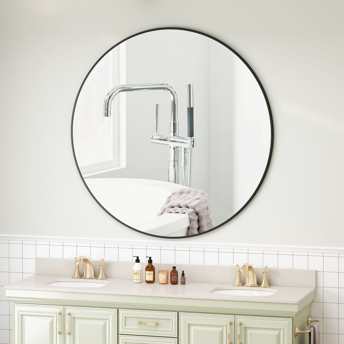 Metal Framed Circular Wall Mirror with Modern Design - Black or Gold, photo 28 of 40