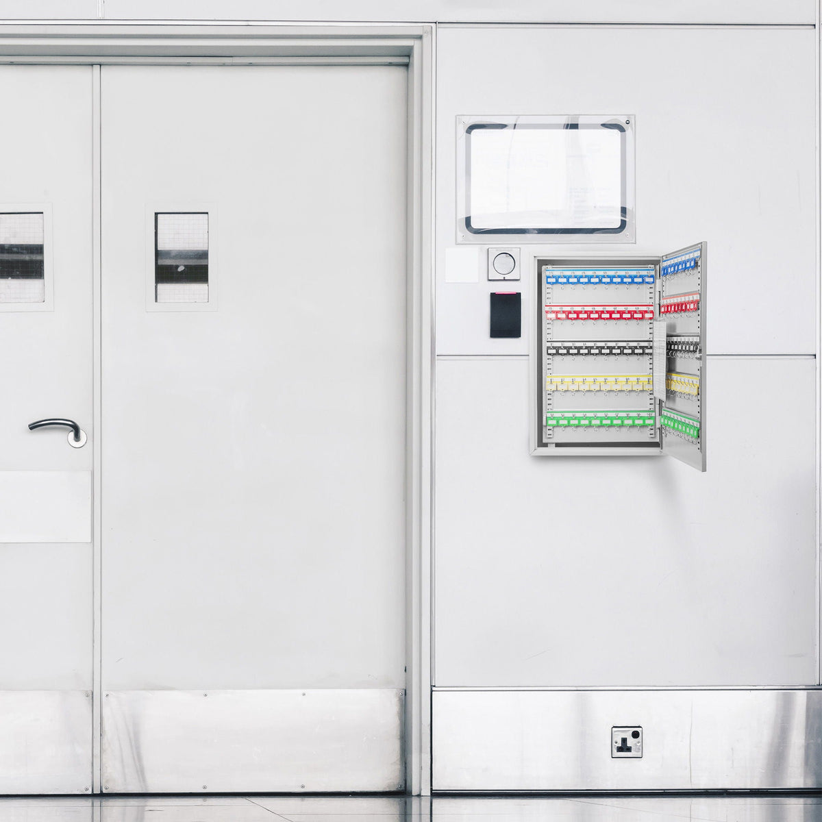 Adjustable Key Cabinet With Lock, photo 29 of 40