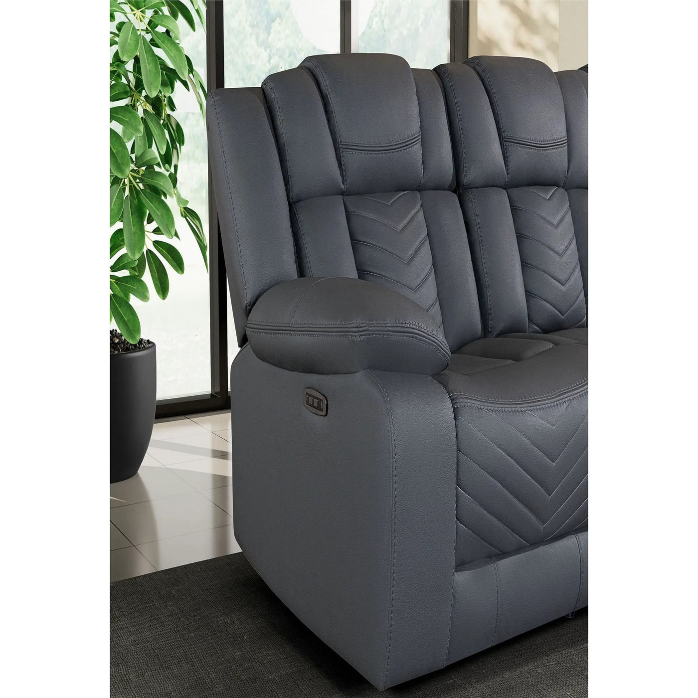 Raize - Power Living Room Set With Storage Console And Cup Holders by HouseOfZazla